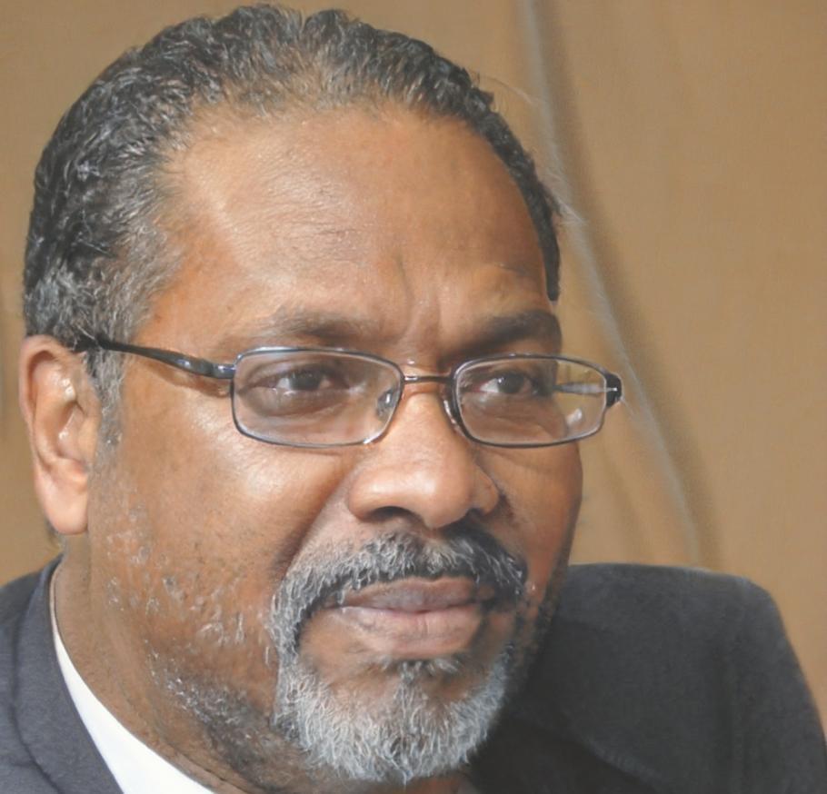 Porträt von Henrik Vollmer, Finanztrainer und Geschäftsführer